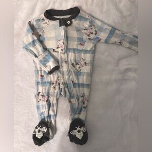 Burt’s Bee Baby Cow Footie Pjs-NB